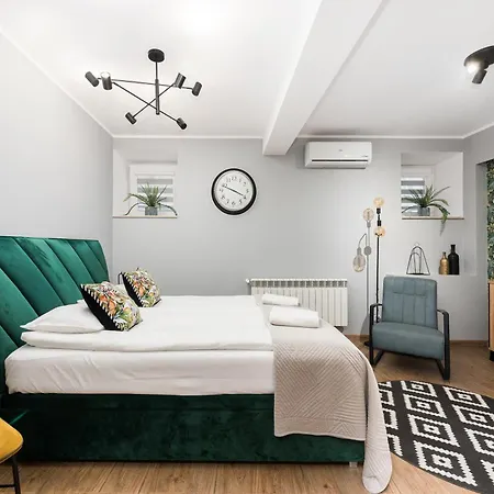 Underground By Bookinghost *