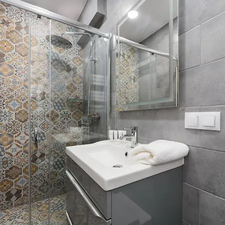 Underground By Bookinghost Apartament