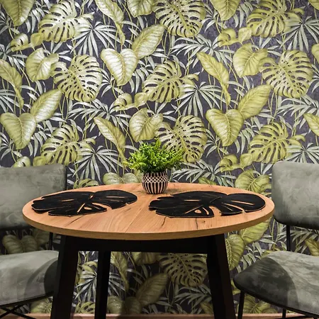 Apartament Underground By Bookinghost