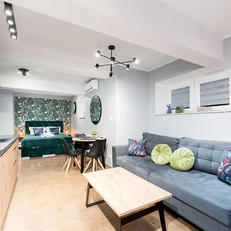 Underground By Bookinghost