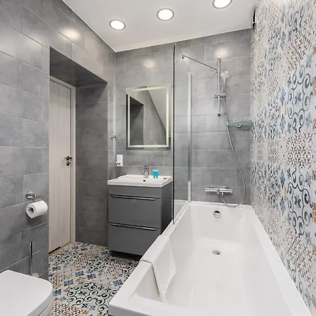 Underground By Bookinghost