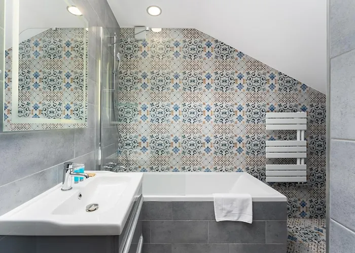 Underground By Bookinghost Kraków